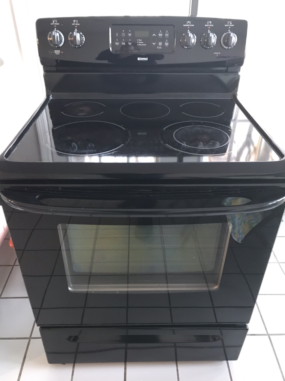 Kitchen: New Convection Stove and Steam-Cleaning 5 Steamclean your black applicances to look like new!