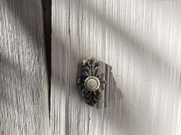 old 1980's door bell